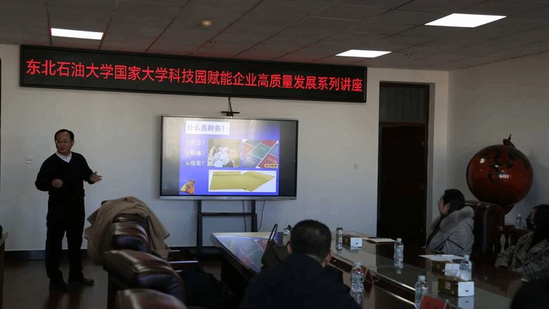 发明专利申请报价通常由以下几部分构成：